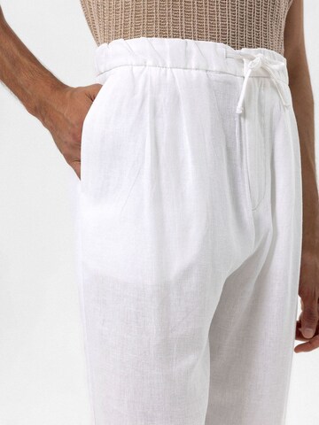 Antioch Regular Hose 'Gregorio' in Weiß