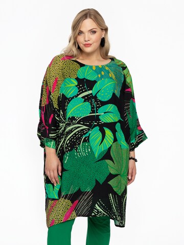 Yoek Oversized Dress in Green: front