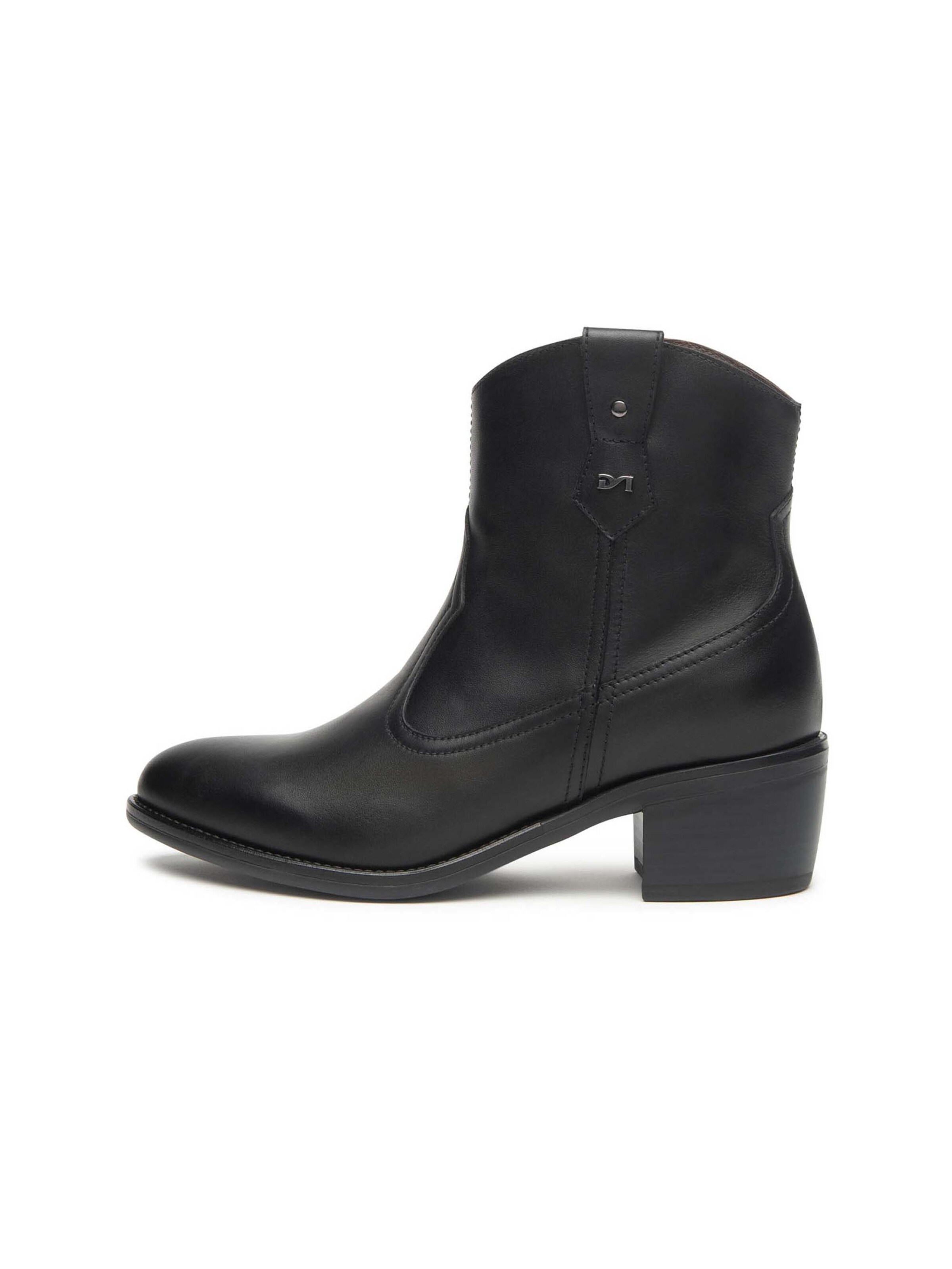 Nero Giardini Ankle boots 'Basilea' in Black: front