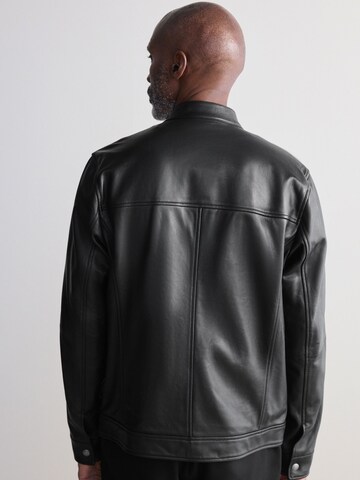 Geacă de primăvară-toamnă de la Next pe negru