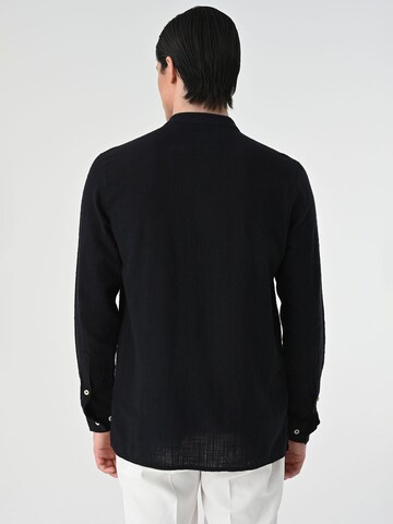 Coupe regular Chemise Antioch en noir