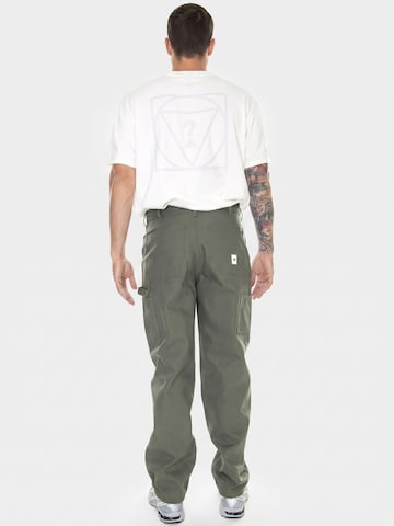 CAT Luźne Spodnie 'Canvas Carpenter Beetle Pants' w kolorze zielony