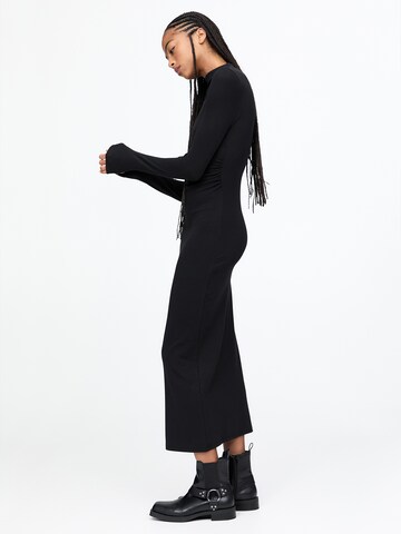 Robe Pull&Bear en noir