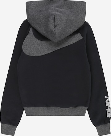 Nike Sportswear Sweatshirt 'AMPLIFY CLUB' in Zwart