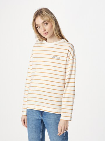 s.Oliver Shirt in White: front