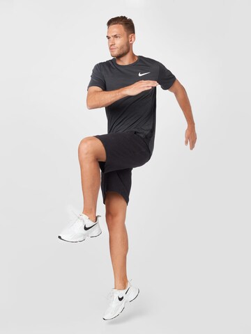 NIKE Performance shirt 'Pro' in Black