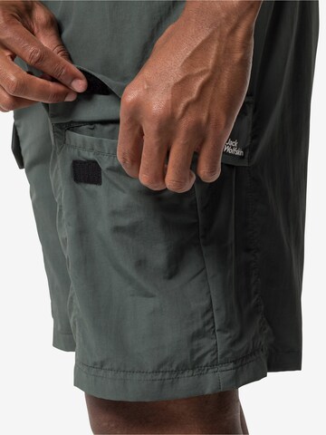 JACK WOLFSKIN - regular Pantalón de montaña en verde