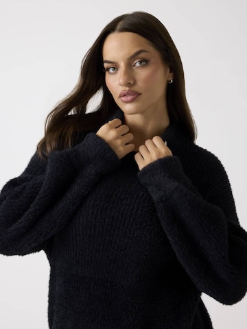 GUESS Pullover in Schwarz