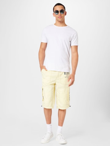 CAMP DAVID Regular Shorts in Gelb