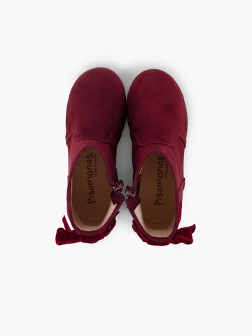 Pisamonas - Bota em vermelho