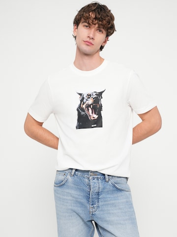 T-Shirt 'Dobermann' BOSS en blanc