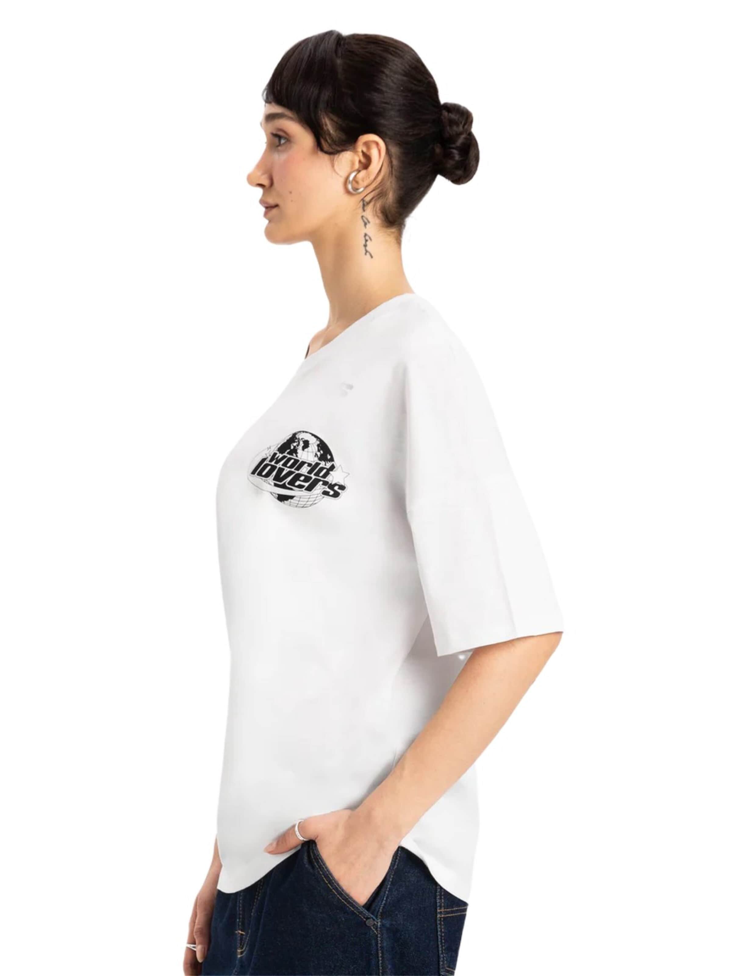 UNIQVIBE Shirt in White