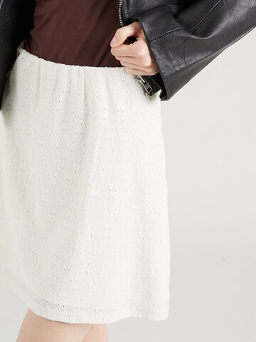 PIECES Skirt 'ADELYN' in White