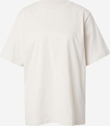 T-shirt 'Essentials' Nike Sportswear en blanc : devant