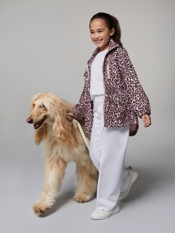 Lipsy Mantel in Pink