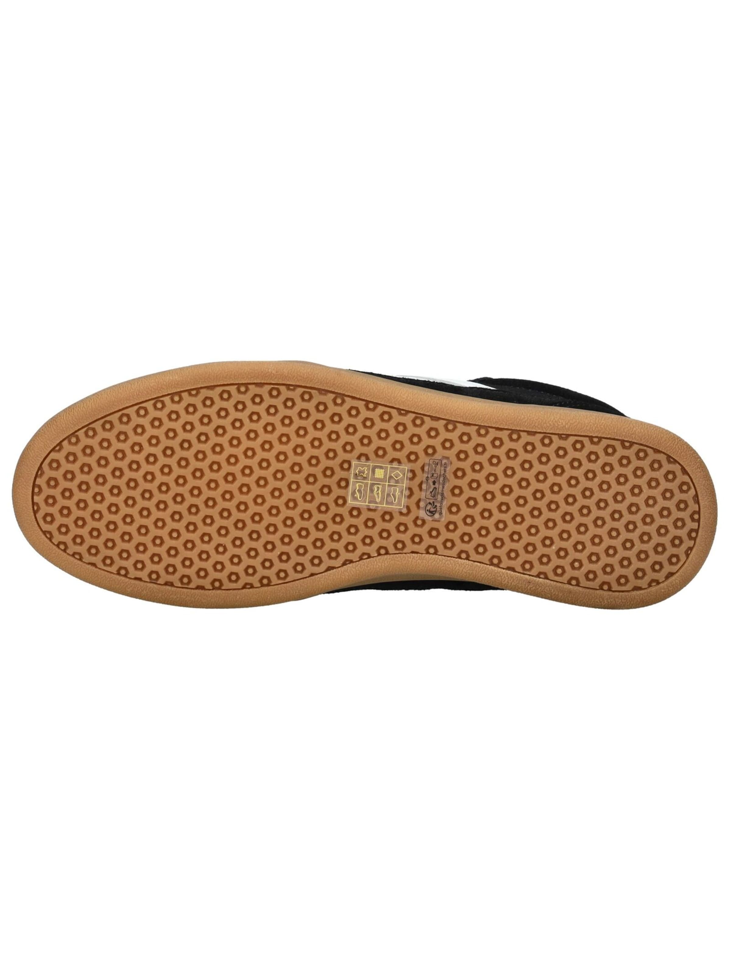 STEVE MADDEN Platform trainers in Black