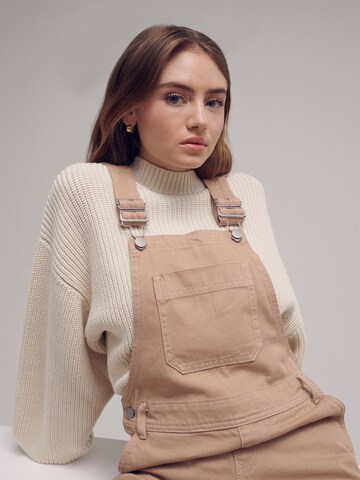 Regular Salopette en jean 'Jenna' LENI KLUM x ABOUT YOU en beige