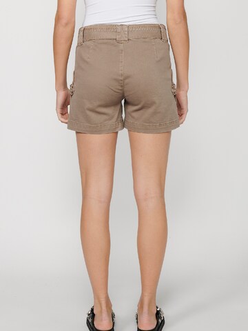 KOROSHI Regular Shorts in Beige