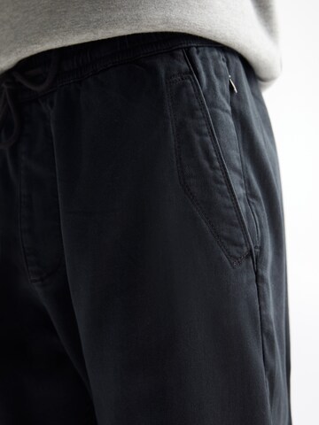 Effilé Pantalon Pull&Bear en gris