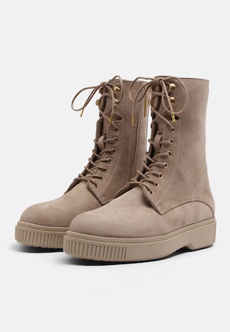 Fred de la BretoniÈre Lace-Up Ankle Boots in Beige