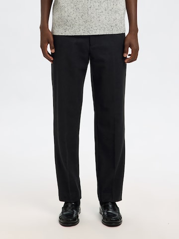 Regular Pantalon à plis 'SLH196' SELECTED en noir : devant