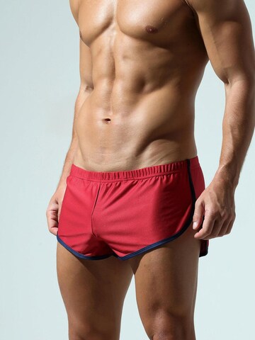 TAUWELL Loosefit Sporthose 'Home'‌‌‌ in Rot