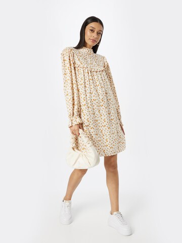 Robe Dorothy Perkins en beige