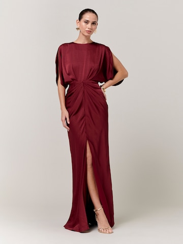 Sável Õhtukleit 'Mona', värv punane: eest vaates