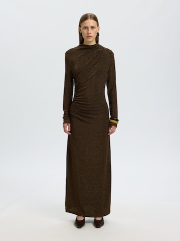 SELECTED - Vestido de noche 'SLWNORI' en marrón: frente