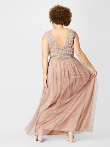 Robe de soirée 'Kreshma' Lace & Beads Plus en rose