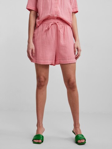 Loosefit Pantaloni 'Stina' di PIECES in rosa: frontale