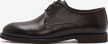 Scarpa stringata di Derimod in nero: frontale