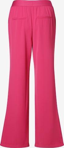 Marie Lund Flared Hose in Pink