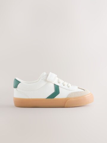 Next Кроссовки в Белый