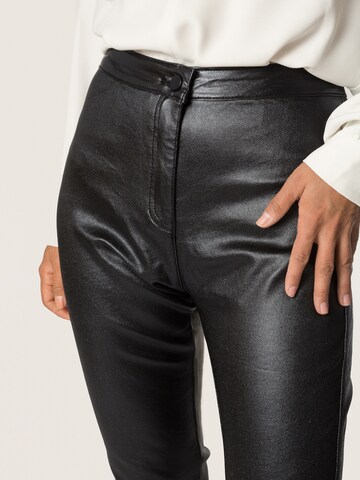 Quiosque - Slimfit Pantalón '3TP006' en negro