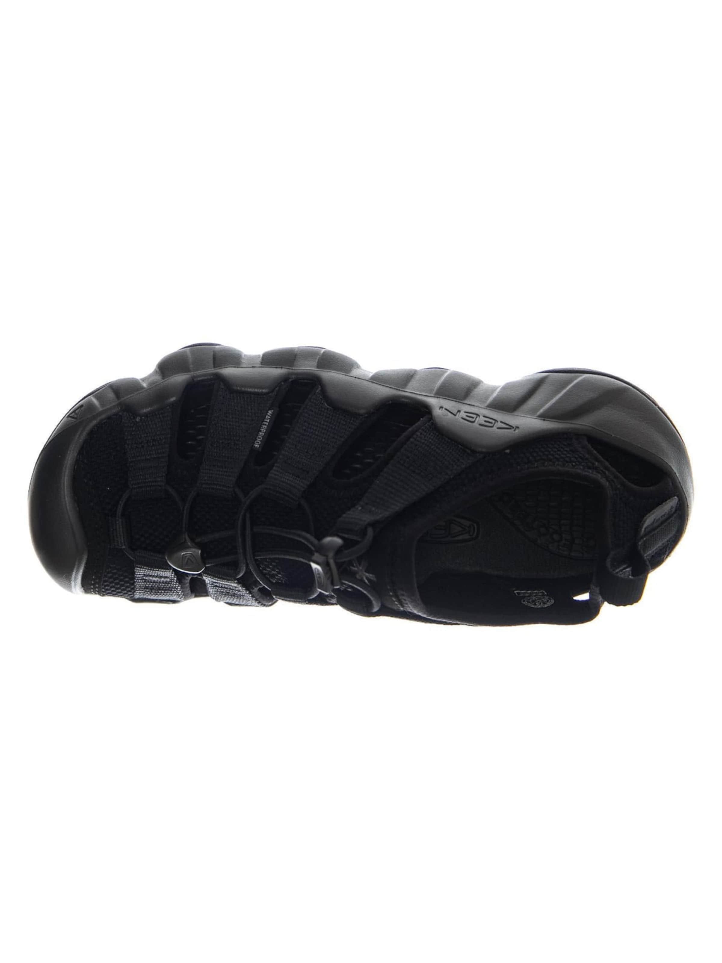 Scarpa stringata sportiva 'Hyperport H2 W SP Triple Black' di KEEN in nero