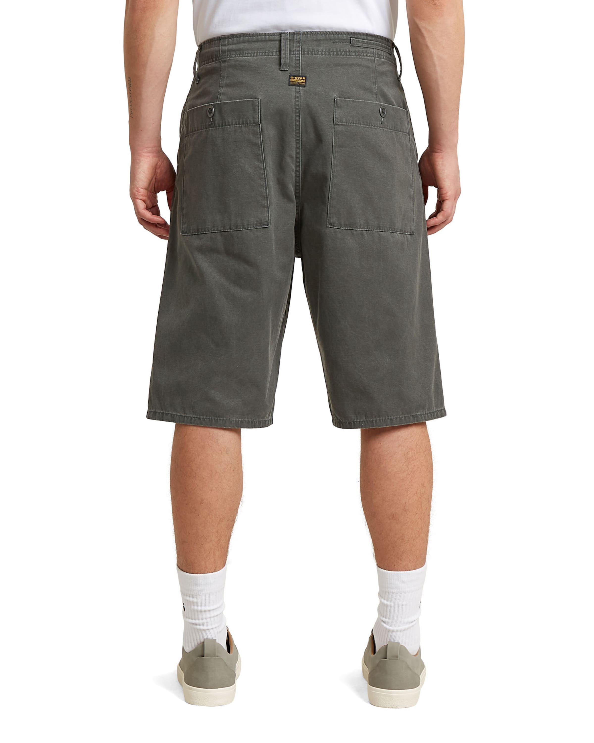 G-STAR Regular Chino 'Pleated Chino Shorts' in Grijs