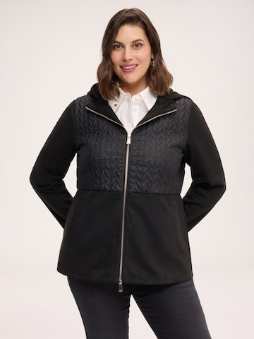 Cappotto di mezza stagione di Fiorella Rubino in nero