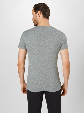Coupe regular T-Shirt Superdry en gris
