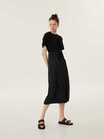 Robe Twist en noir : devant