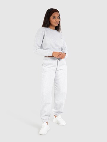 Smilodox Sweatshirt 'Amelia' in Grau