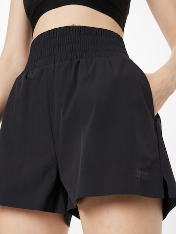 aim'n Regular Sportshorts in Schwarz