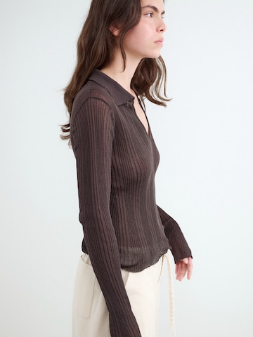 BALMOHK Pullover i brun