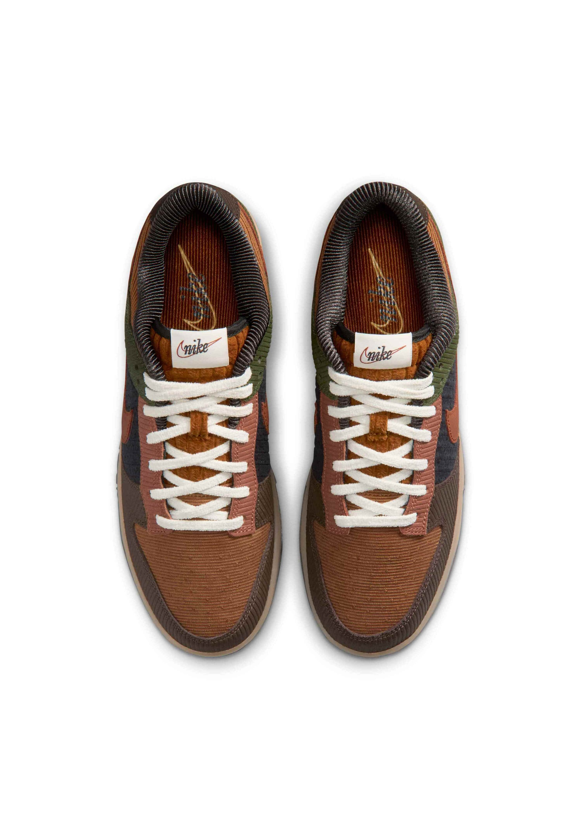 Nike Sportswear Platform trainers 'Dunk Low Retro Premium' in Brown