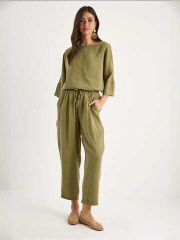 Completo pantalone di Bianco Lucci in verde