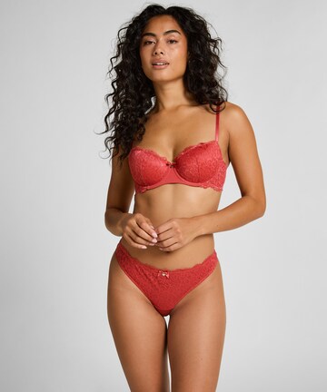Hunkemöller Bra in Red: front