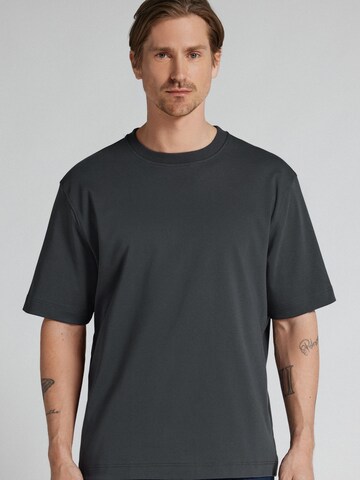 IUMAN Intimissimi Shirt in Grey: front