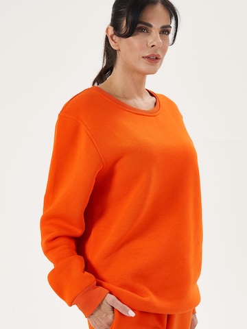 LOUIS LECLER Sweatshirt 'Avery' in Rood