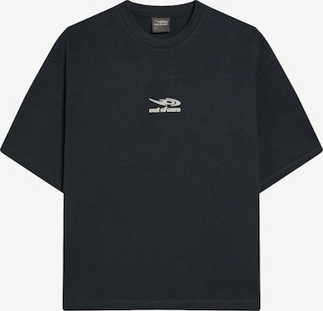 BershkaMajica 'OUT OF CORE' - siva boja: prednji dio