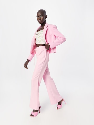 SOMETHINGNEW Flared Pants 'RUTH' in Pink